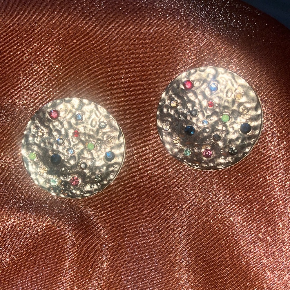 Gold Textured Round Earrings with Multicolor Gems